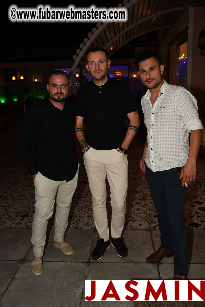 Spontanious After Party at the Hotel