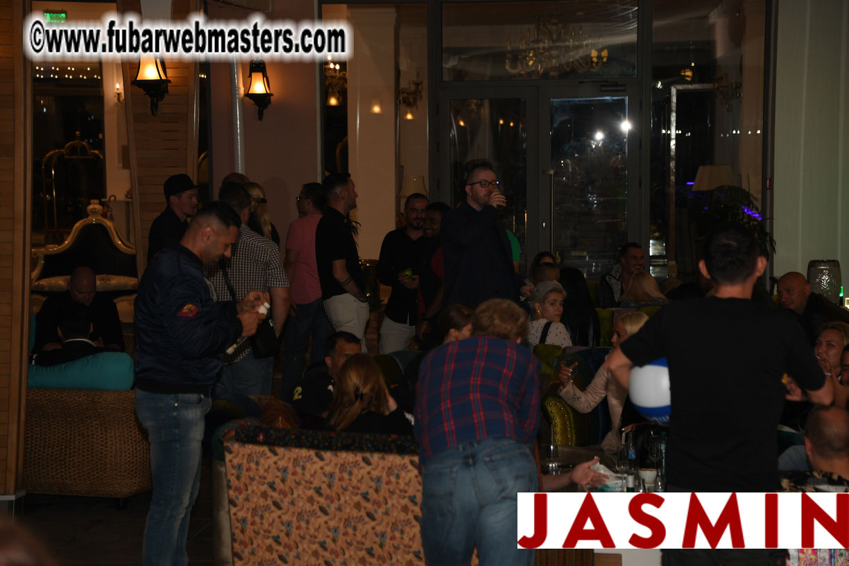 Spontanious After Party at the Hotel