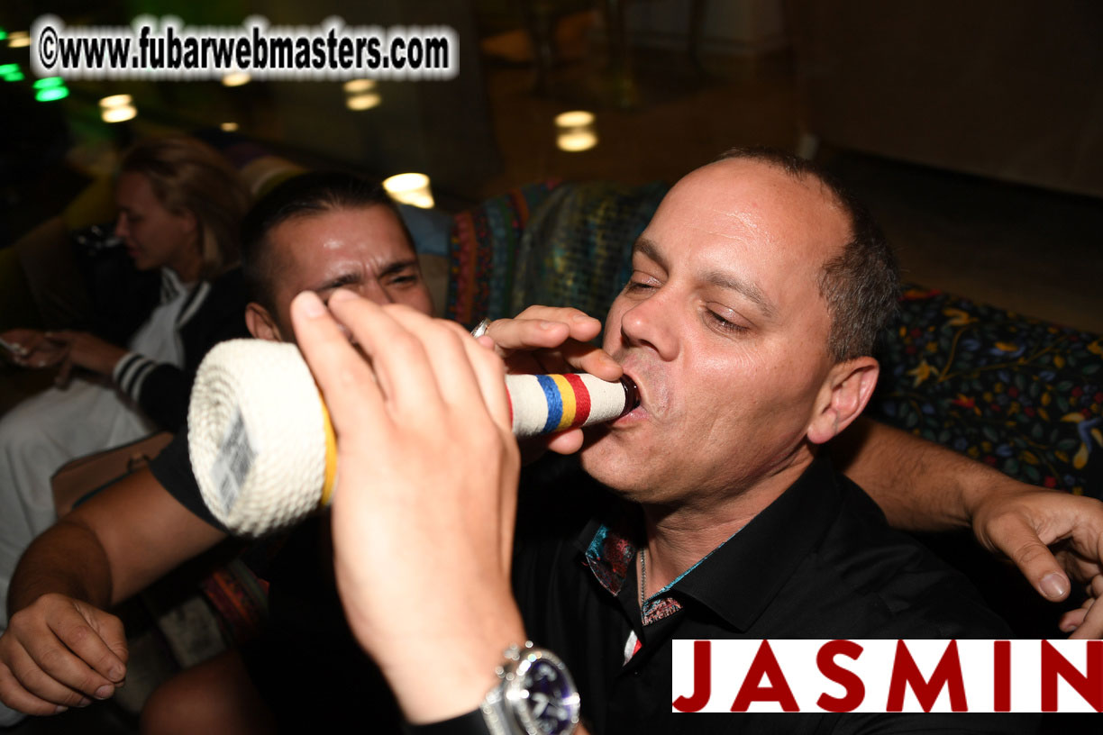 Spontanious After Party at the Hotel