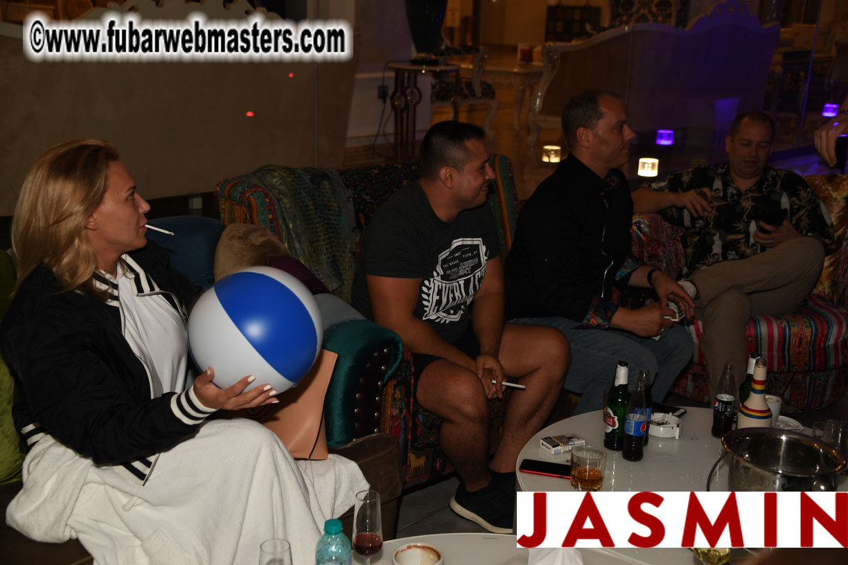 Spontanious After Party at the Hotel