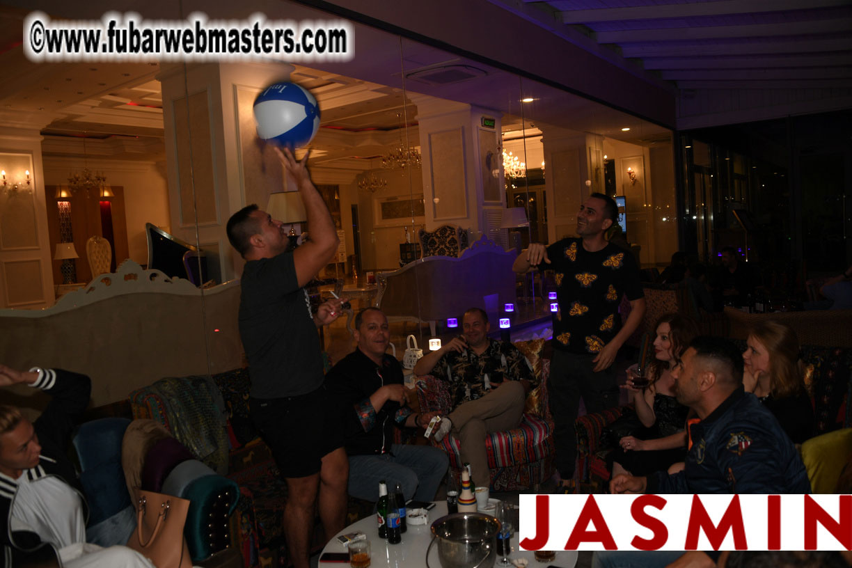 Spontanious After Party at the Hotel