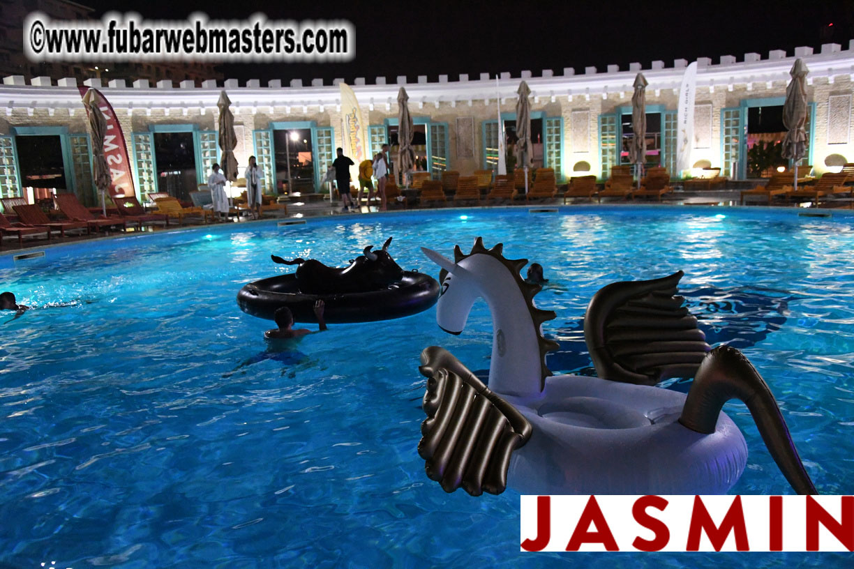 Spontanious After Party at the Hotel