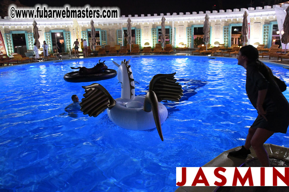 Spontanious After Party at the Hotel