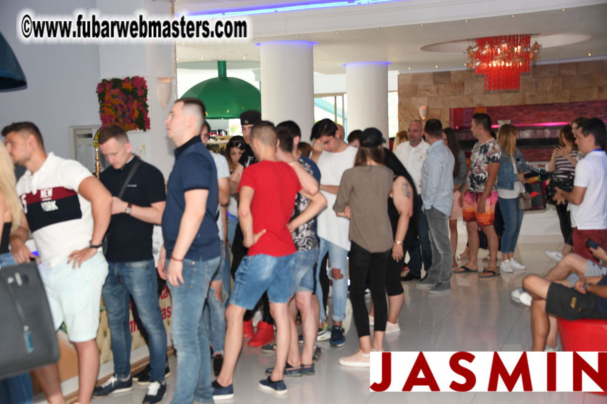 AW Summit - the show