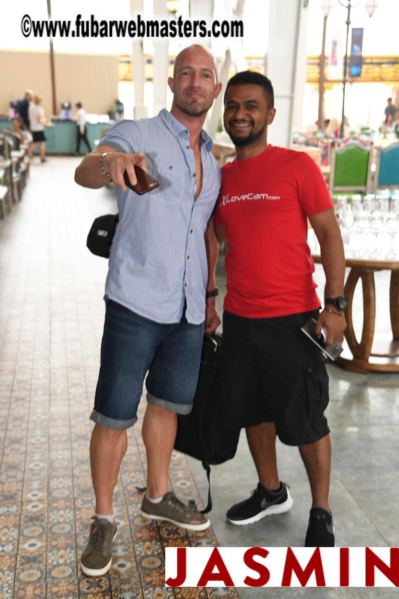 AW Summit - the show