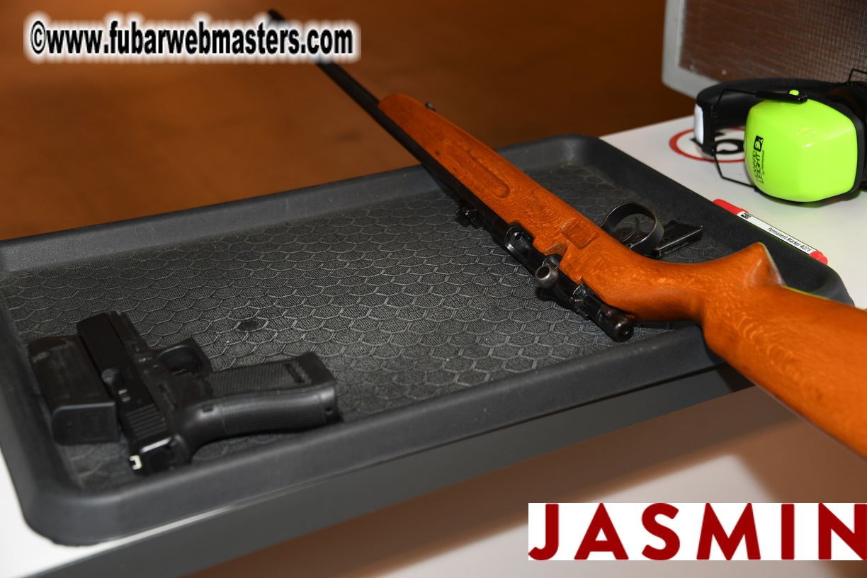 Royal Girls - Shooting Range