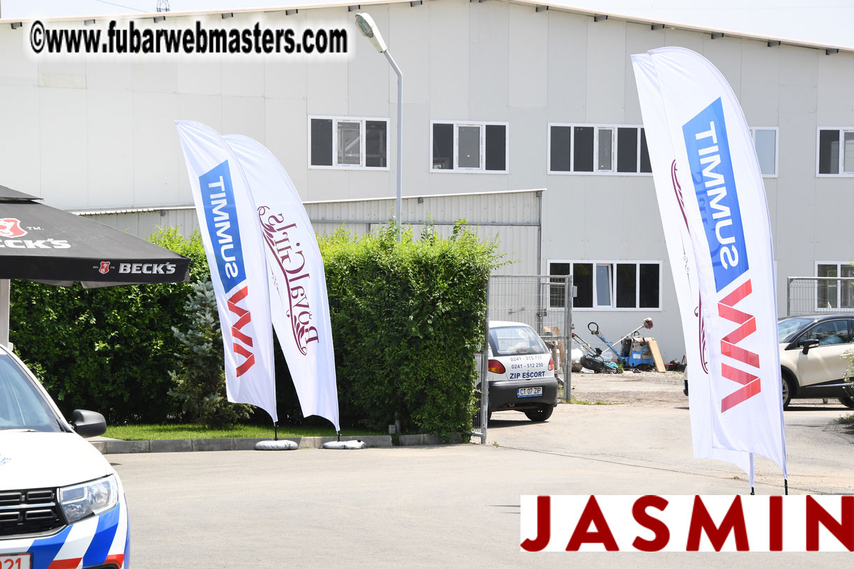 Royal Girls - Shooting Range