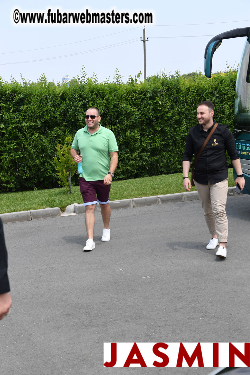 Royal Girls - Shooting Range