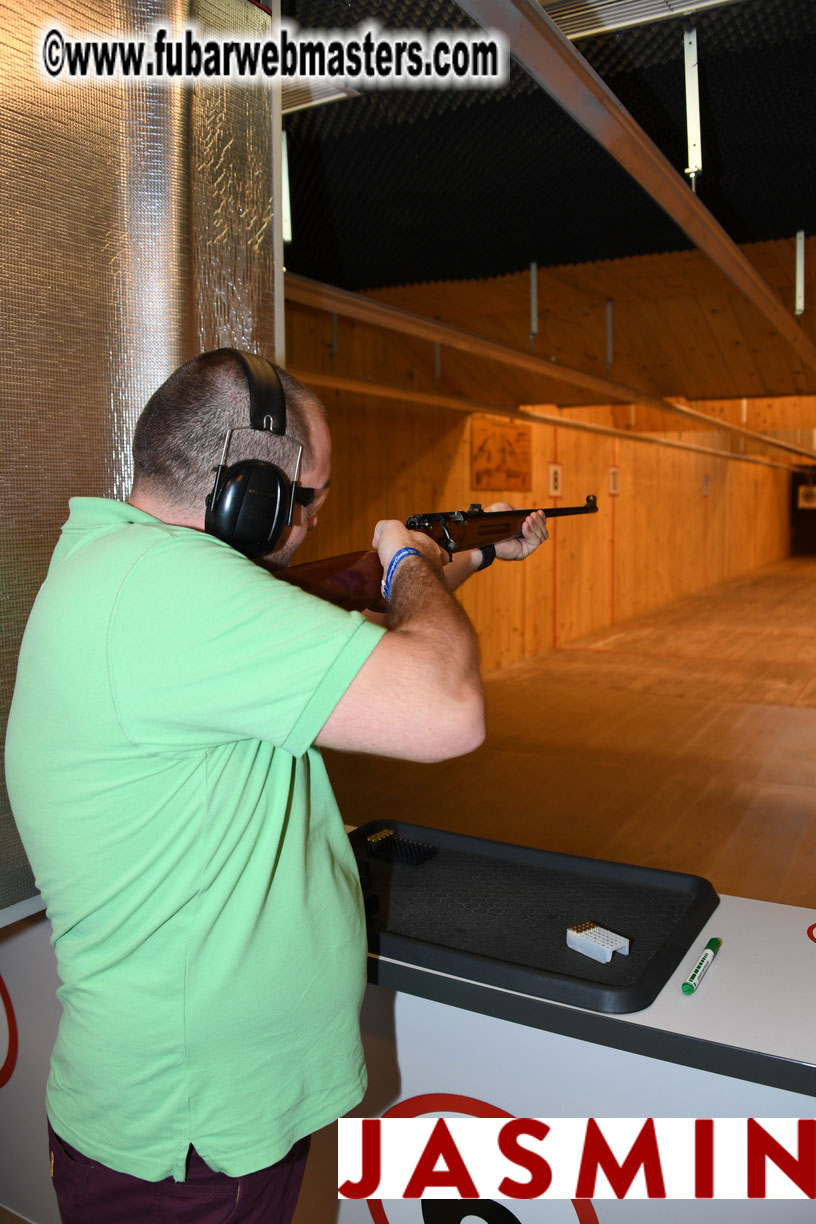 Royal Girls - Shooting Range