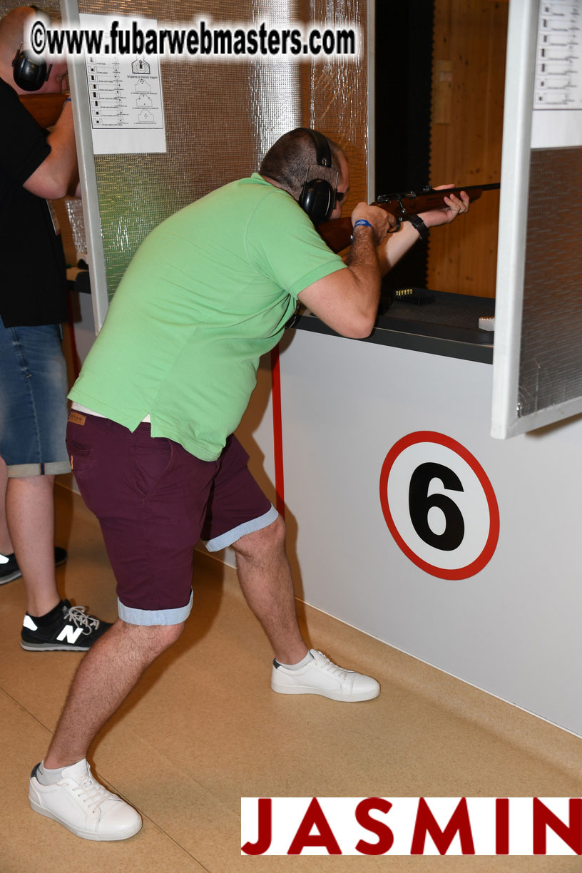 Royal Girls - Shooting Range