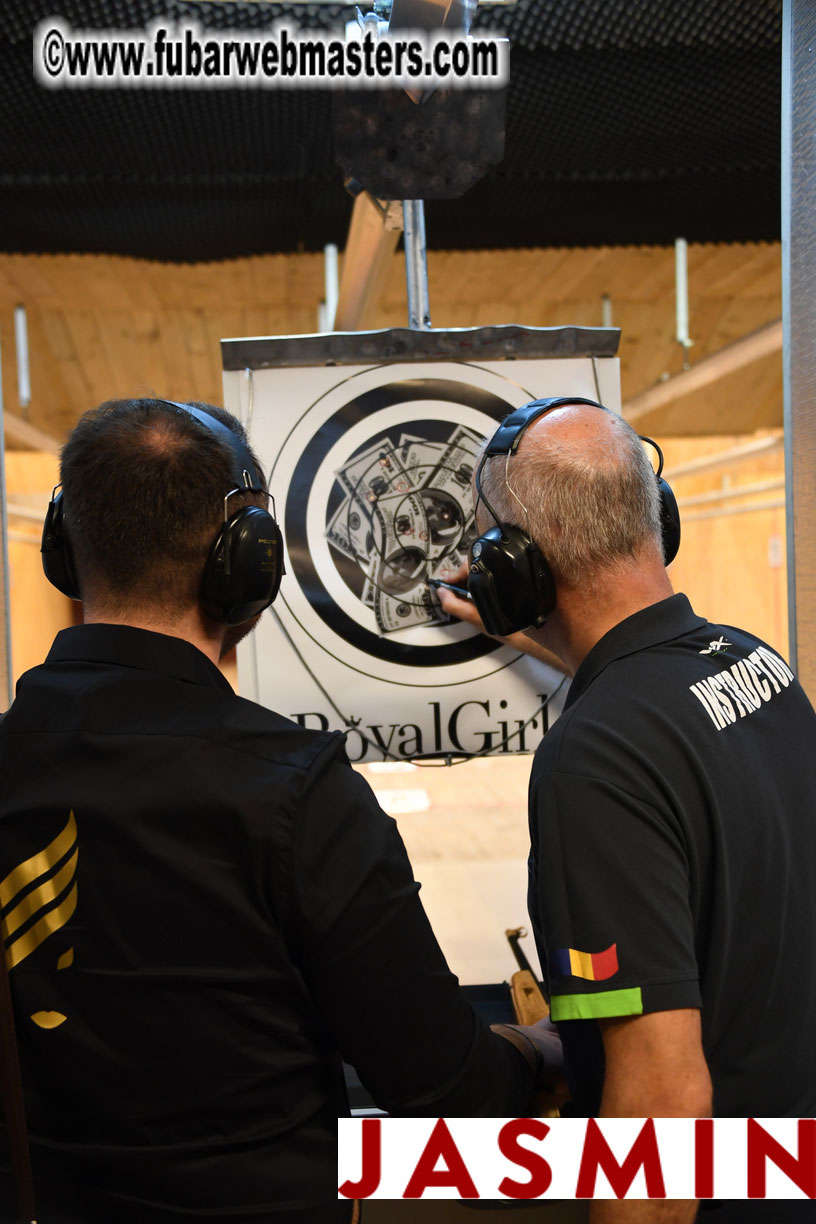 Royal Girls - Shooting Range