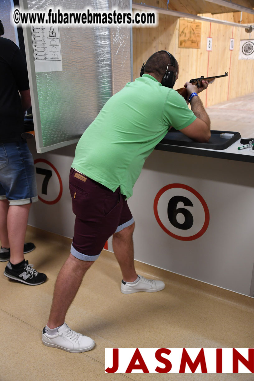 Royal Girls - Shooting Range