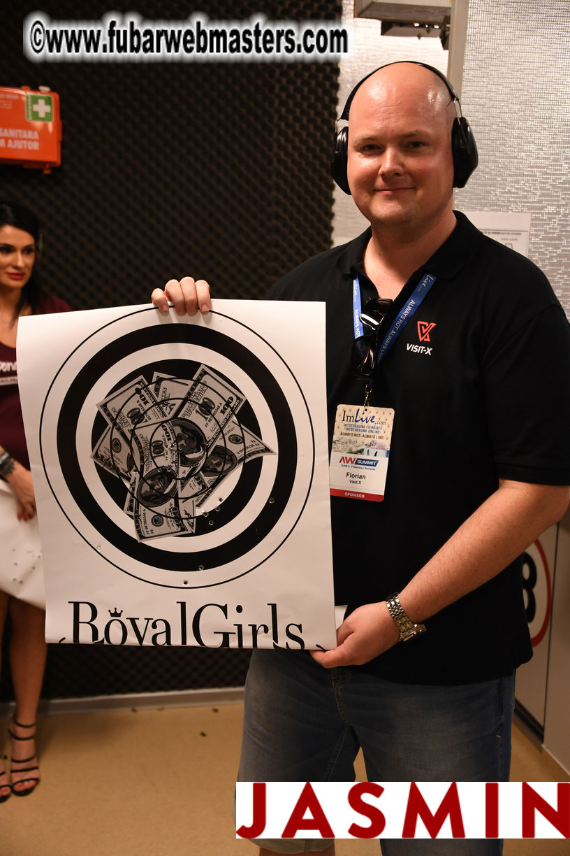 Royal Girls - Shooting Range
