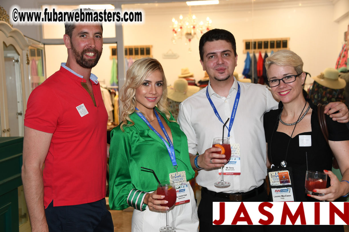 LittleRedBunny Cocktail Hours