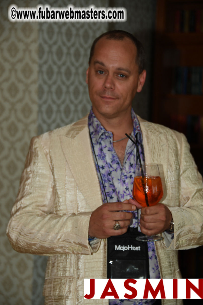 LittleRedBunny Cocktail Hours