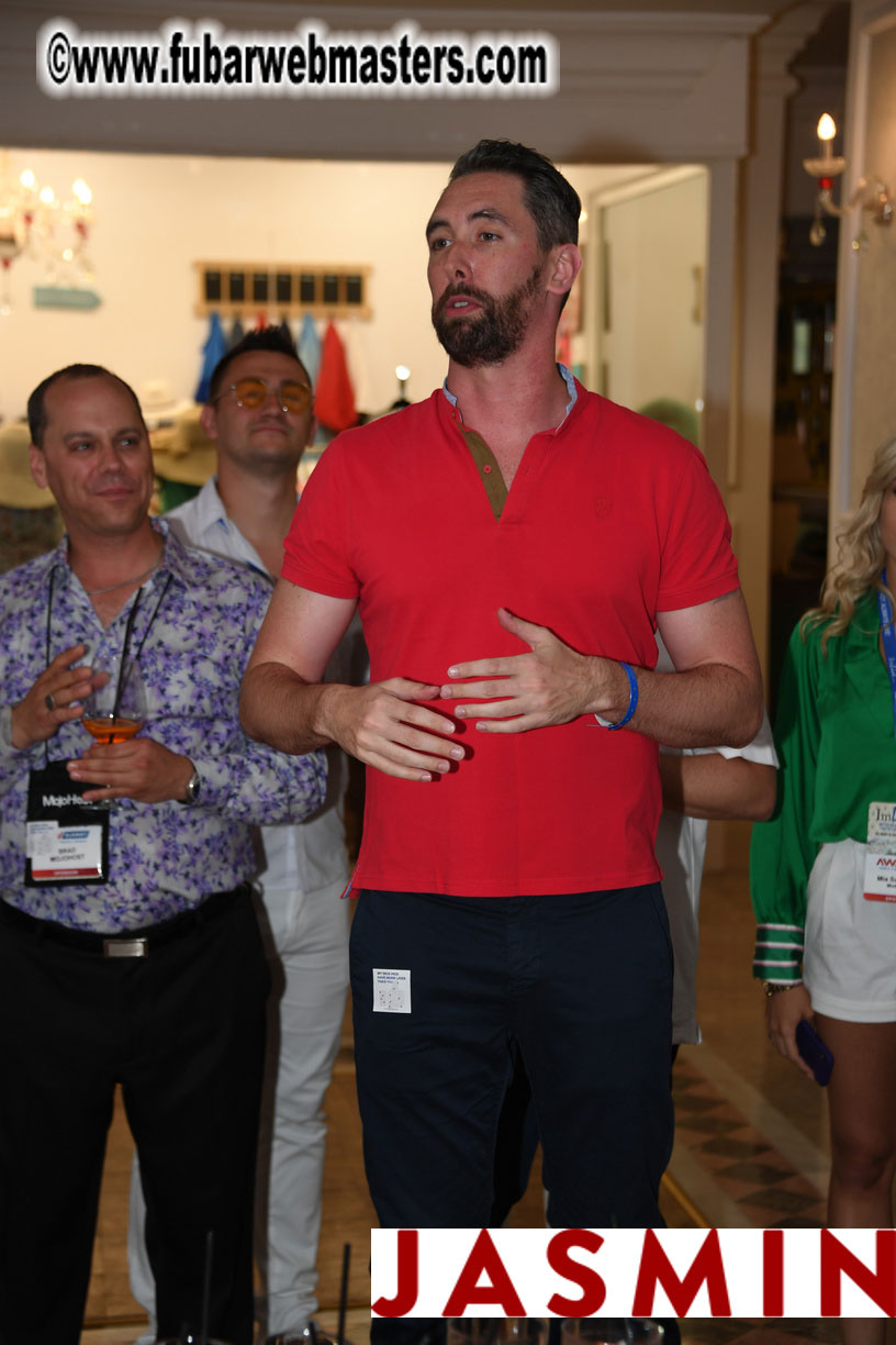 LittleRedBunny Cocktail Hours