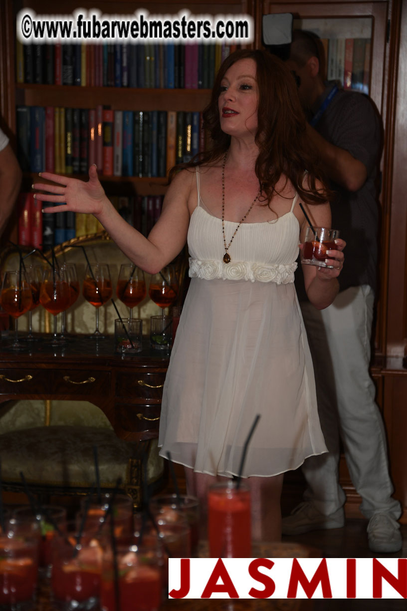 LittleRedBunny Cocktail Hours