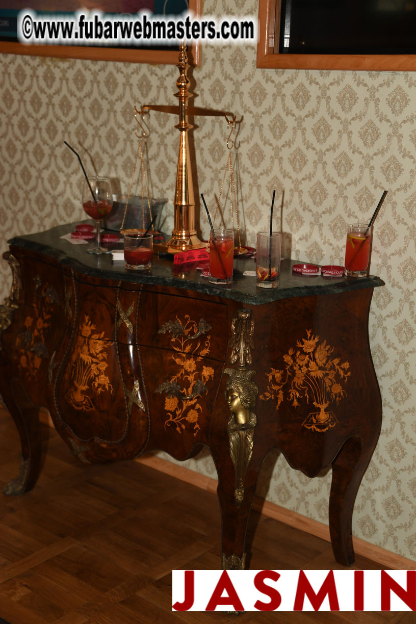 LittleRedBunny Cocktail Hours