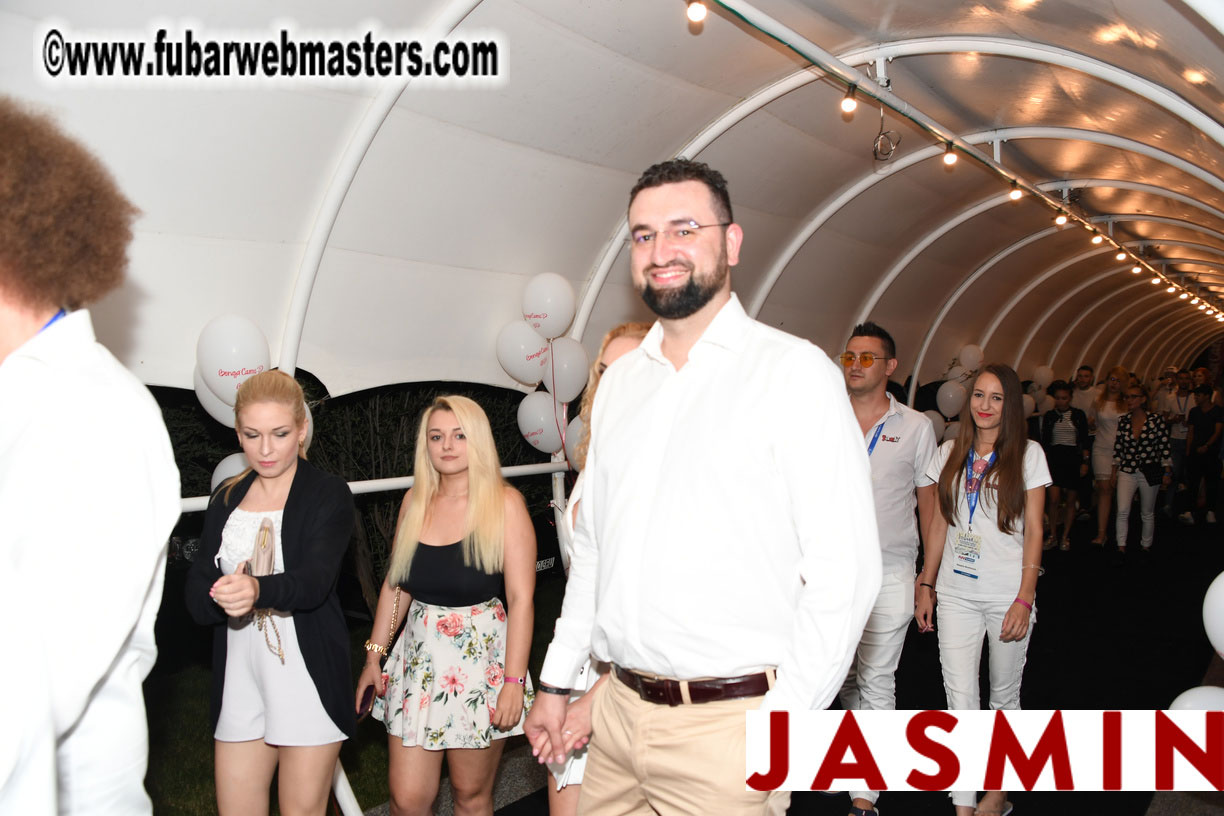 BongaCams SENSATION Party (White Party)