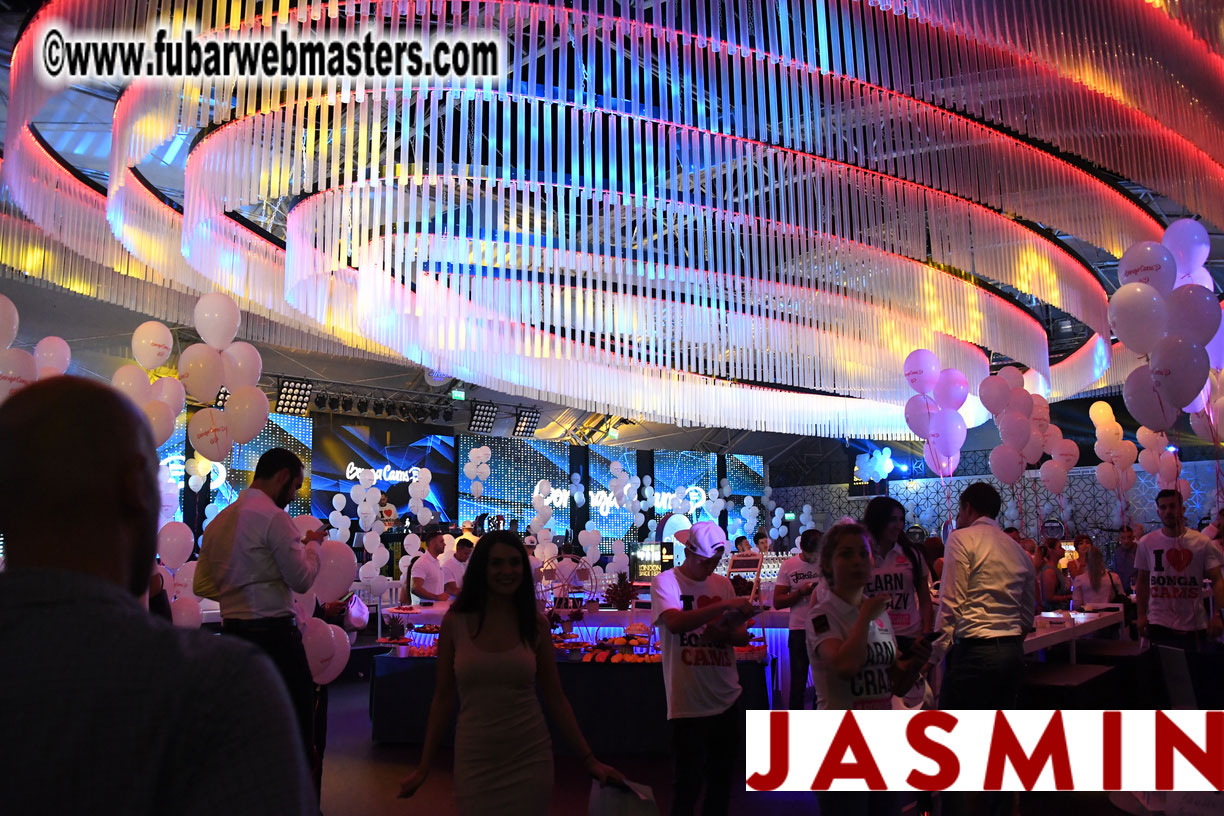 BongaCams SENSATION Party (White Party)