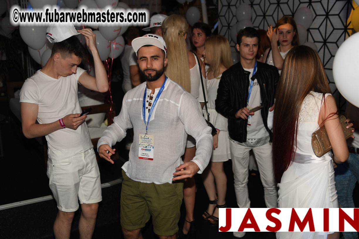 BongaCams SENSATION Party (White Party)