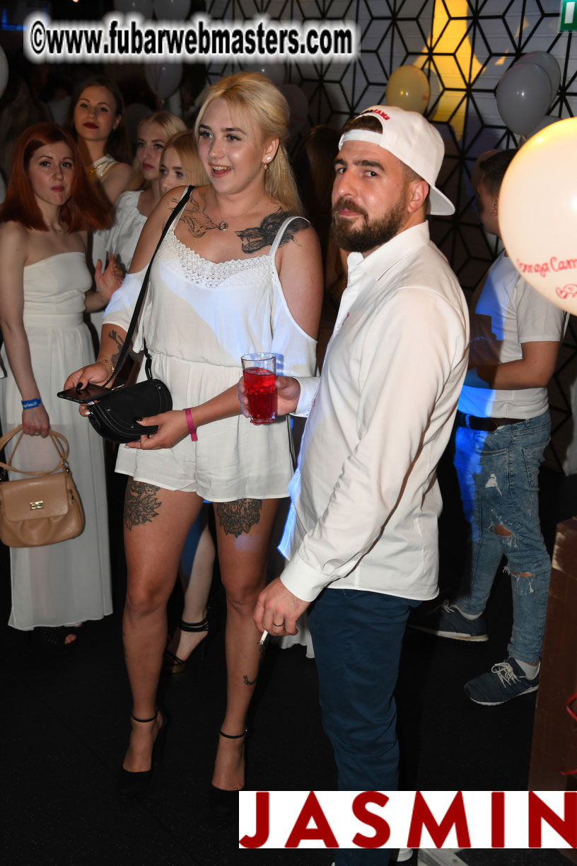 BongaCams SENSATION Party (White Party)
