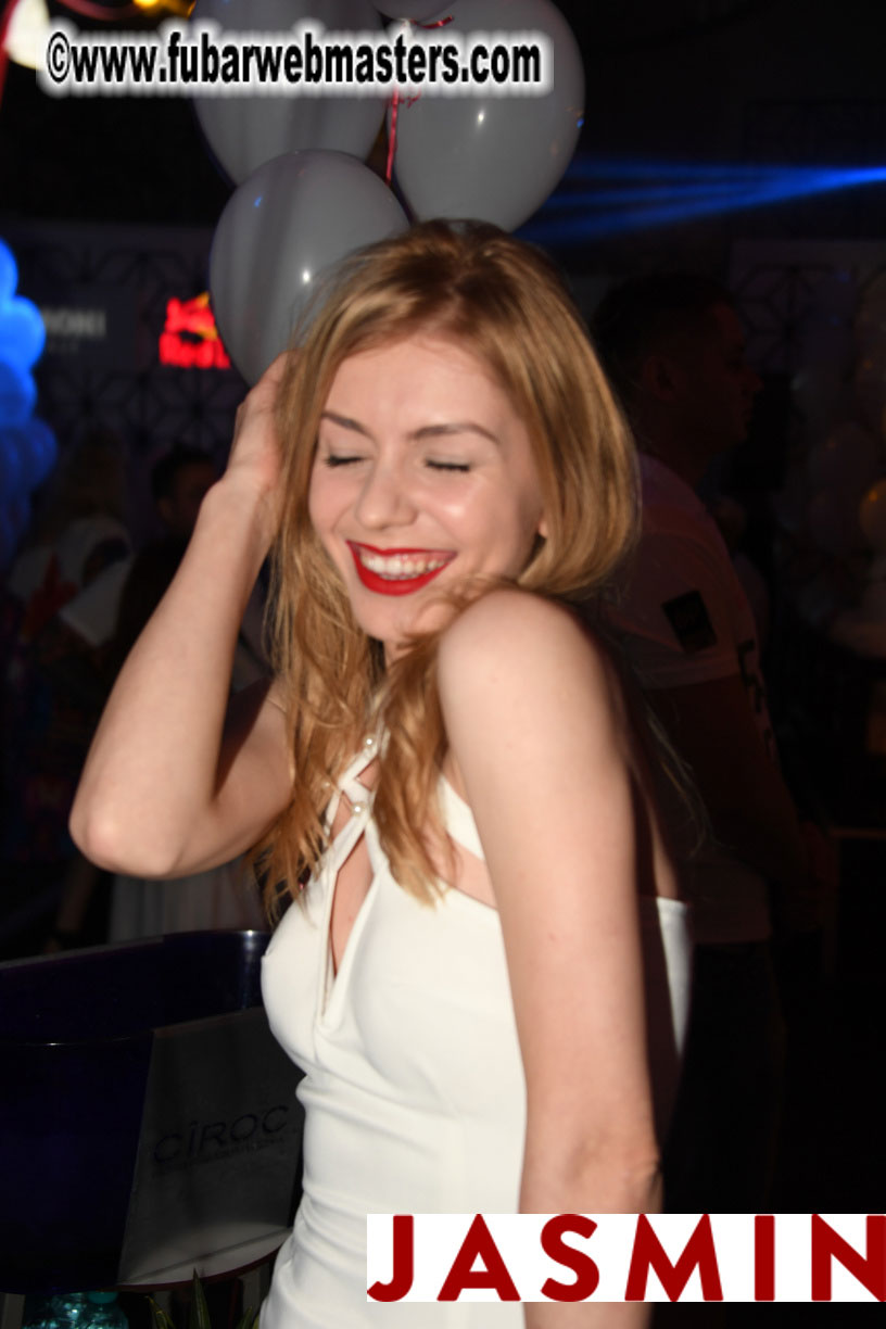 BongaCams SENSATION Party (White Party)