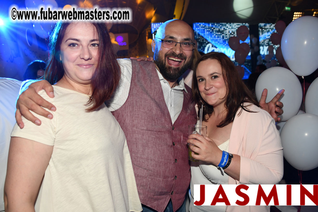 BongaCams SENSATION Party (White Party)