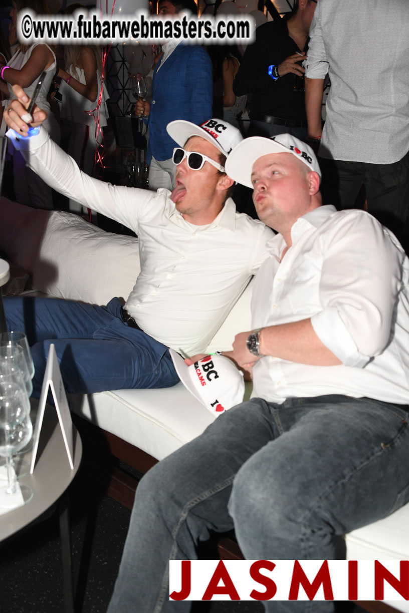 BongaCams SENSATION Party (White Party)