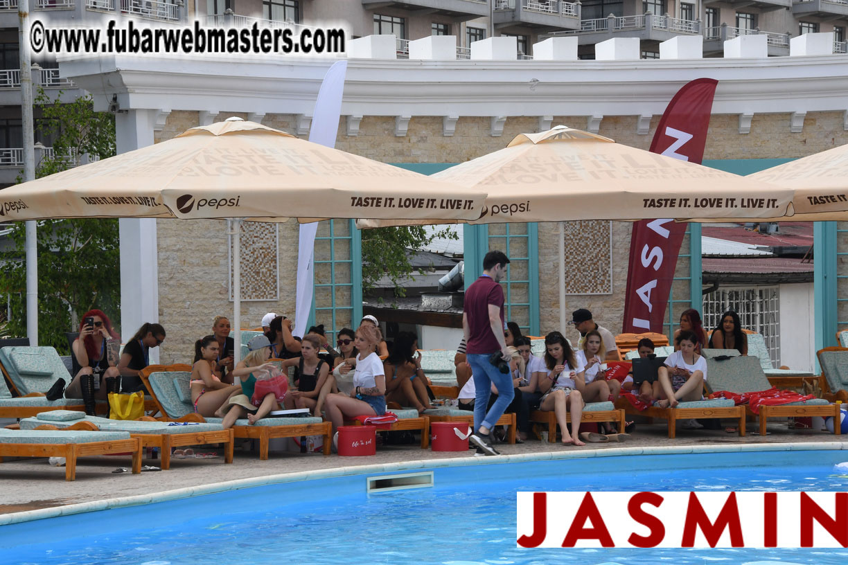 Poolside presentations