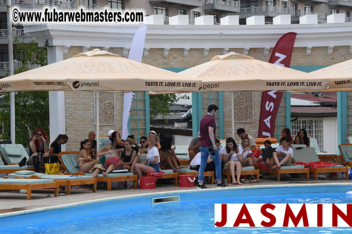 Poolside presentations