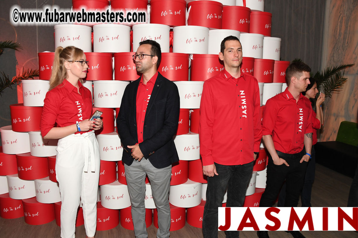 Jasmin presents: The Red Element