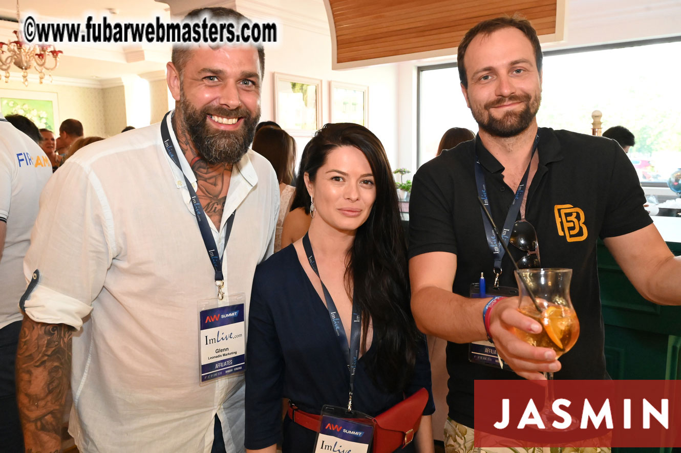 LittleRedBunny Hoppy Hour