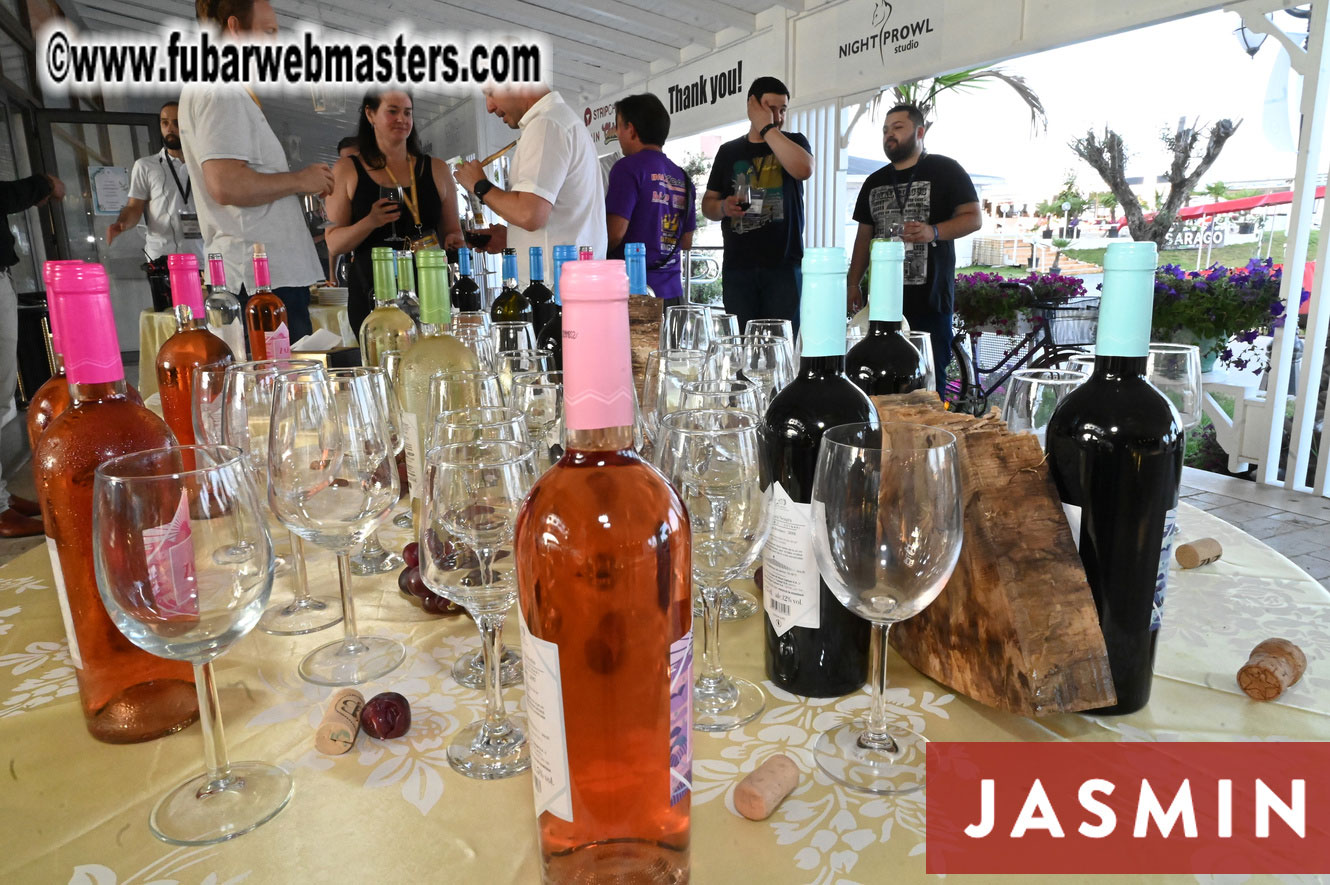 LittleRedBunny Hoppy Hour