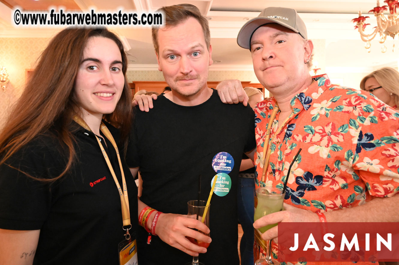 LittleRedBunny Hoppy Hour