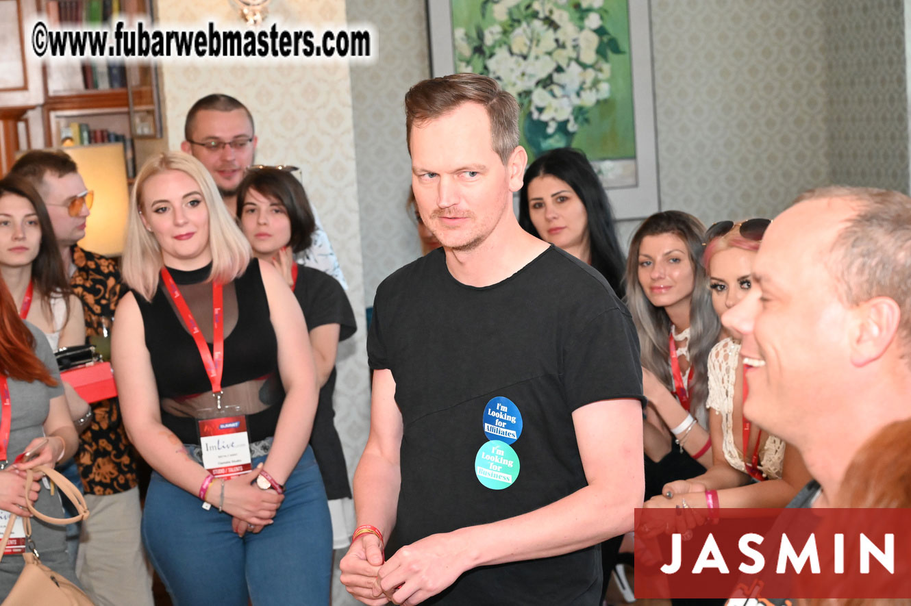 LittleRedBunny Hoppy Hour