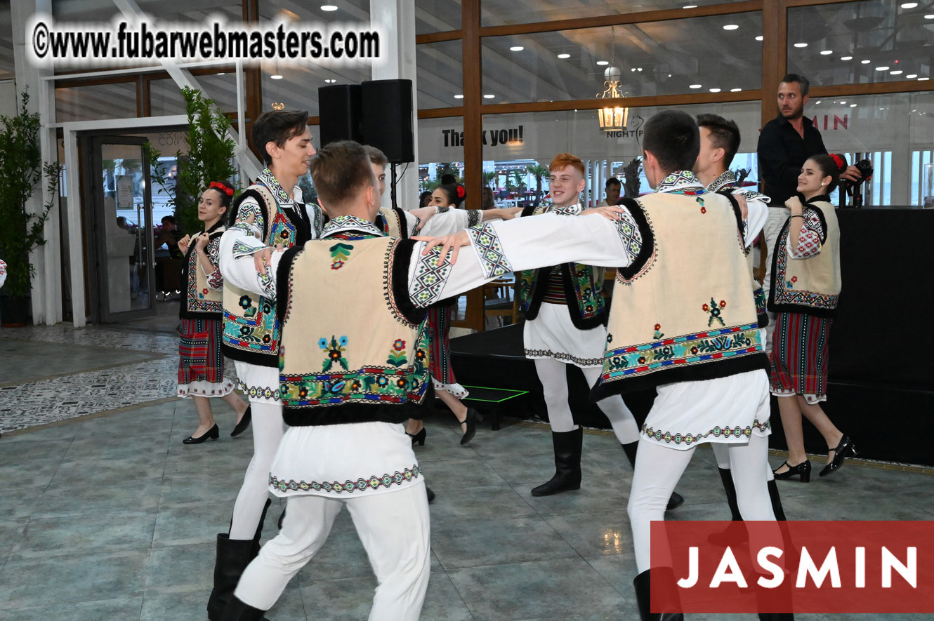 Romanian Dinner by Chaturbate