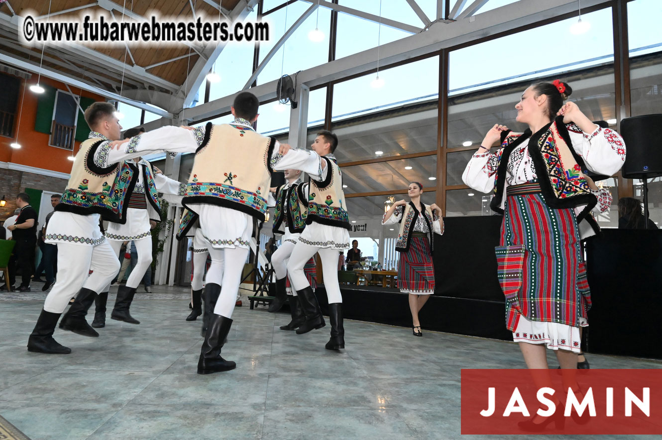 Romanian Dinner by Chaturbate