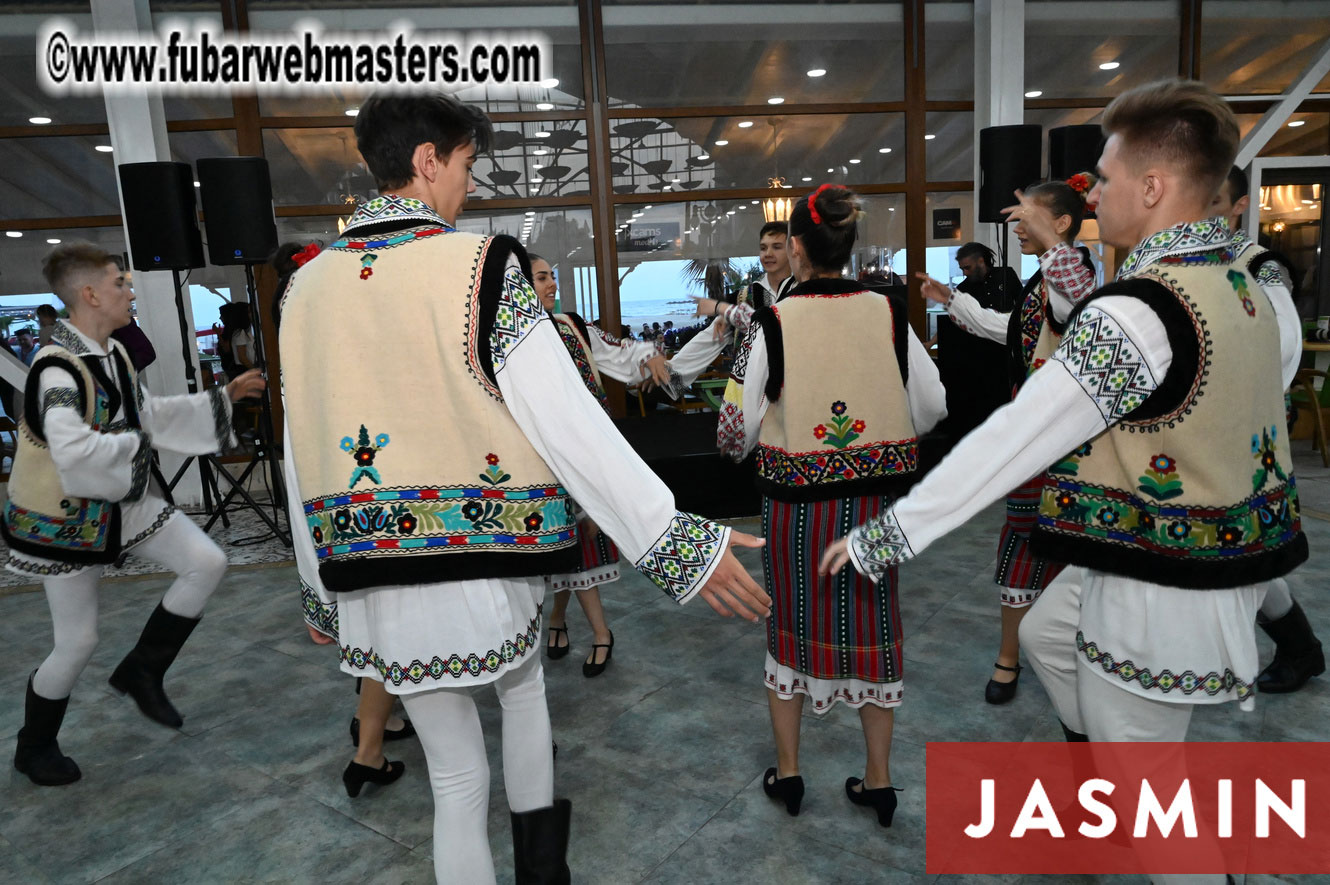 Romanian Dinner by Chaturbate