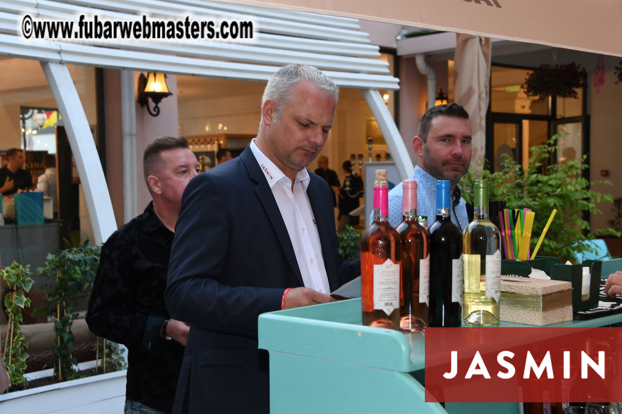 Traffic Dinner by Traffic Stars