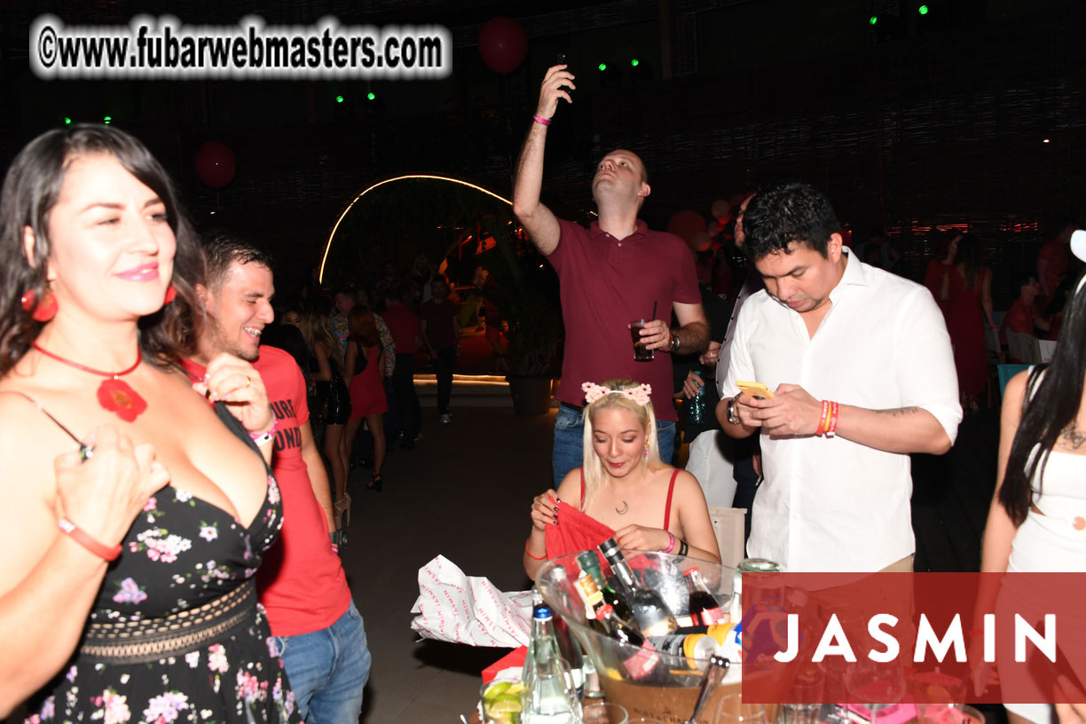 Tropical Paradise Party by Jasmin