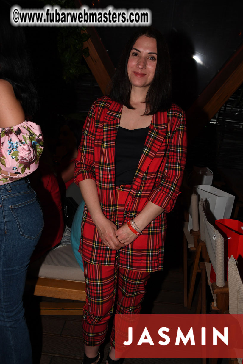 Tropical Paradise Party by Jasmin