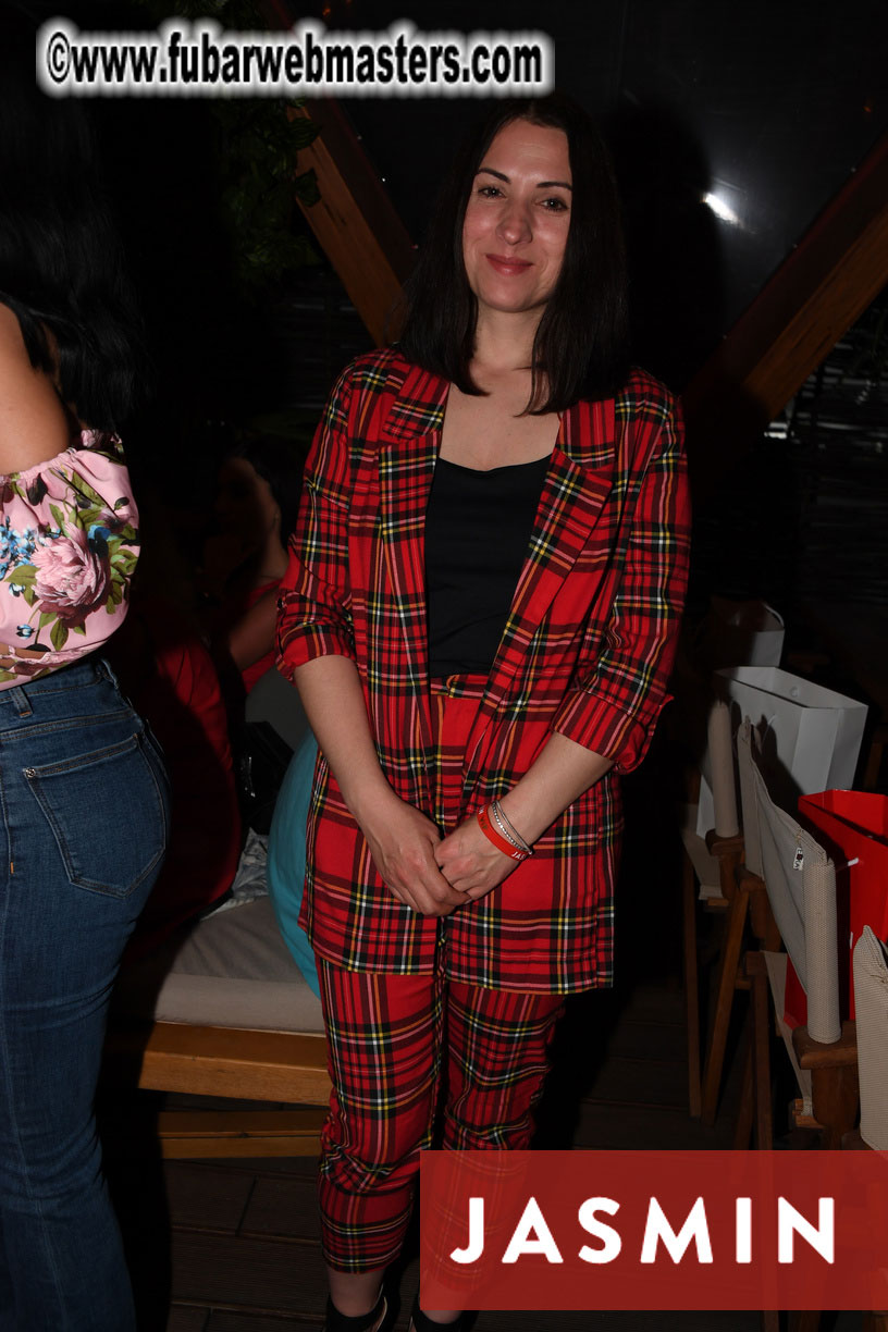 Tropical Paradise Party by Jasmin