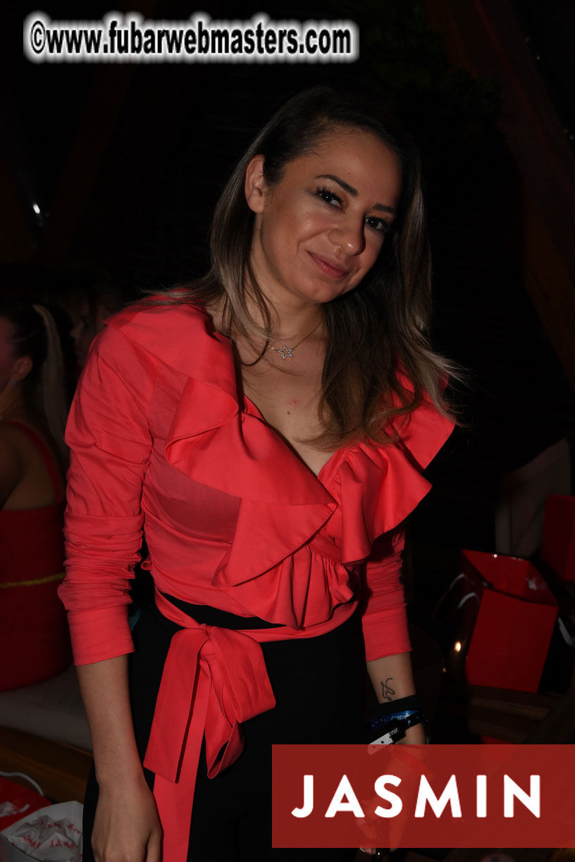 Tropical Paradise Party by Jasmin