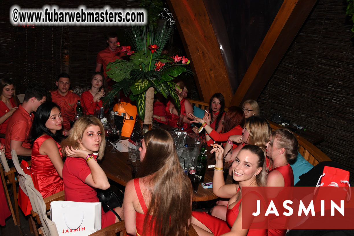 Tropical Paradise Party by Jasmin