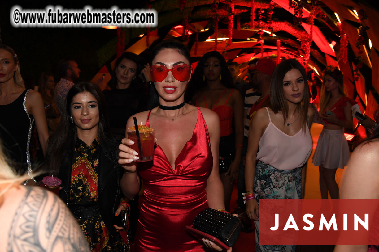 Tropical Paradise Party by Jasmin