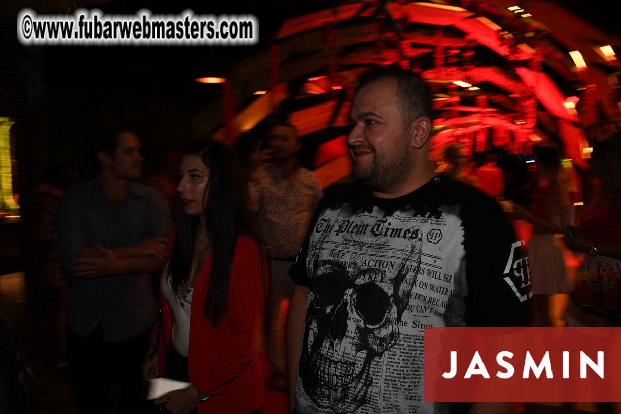 Tropical Paradise Party by Jasmin