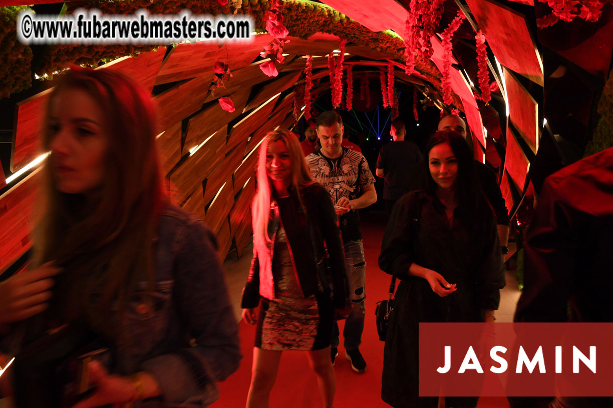 Tropical Paradise Party by Jasmin