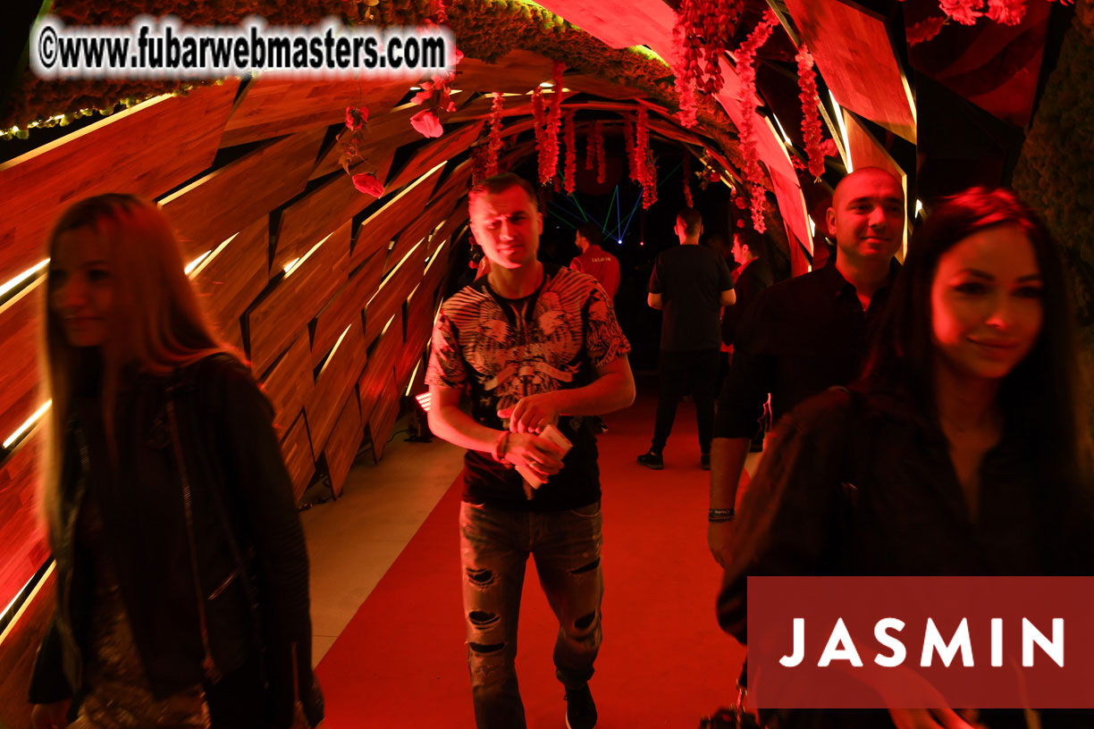 Tropical Paradise Party by Jasmin