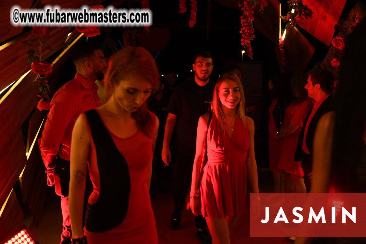 Tropical Paradise Party by Jasmin